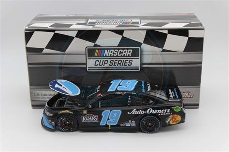 Martin Truex Jr 2021 Auto Owners Darlington Cup Series Win 1:24 Nascar Diecast