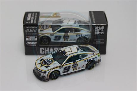 Chase Elliott 2022 Kelley Blue Book Bristol Dirt Raced 1:64 Diecast Chassis
