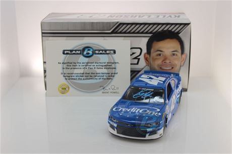 Kyle Larson Autographed w/ Paint Pen 2020 Credit One 1:24 Nascar Diecast