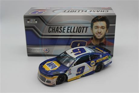Chase Elliott 2021 NAPA Bristol Dirt Raced Version 1:24