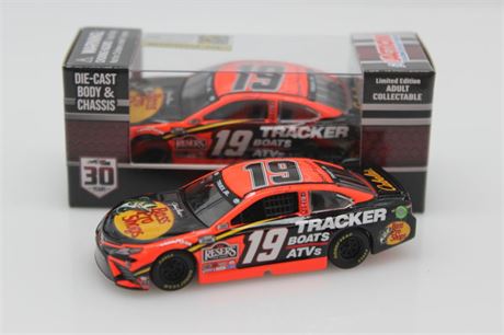 Martin Truex Jr 2021 Bass Pro Shops 1:64 Nascar Diecast Chassis